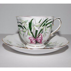 VTG Royal Albert Teacup and Saucer Flower of the Month January Snowdrop Countess